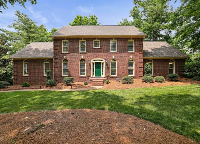 Property at 9326 Navaho Dr, Brentwood, TN 37027, 4 beds, 4 baths