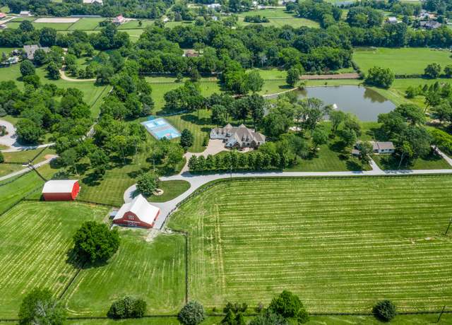 Property at 1702 Old Hillsboro Rd, Franklin, TN 37069, 4 beds, 5 baths
