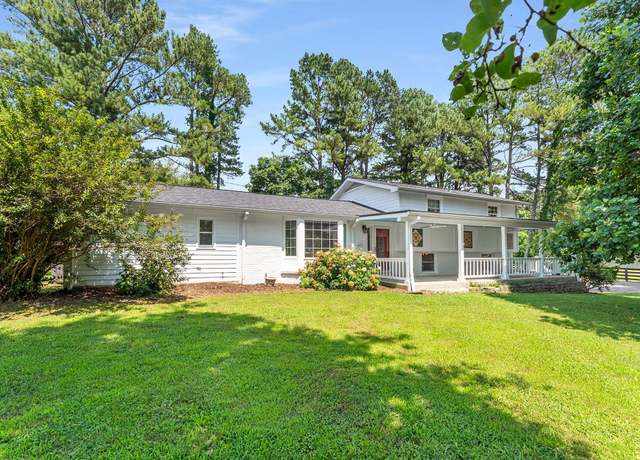 Property at 9563 S Harpeth Rd, Nashville, TN 37221, 4 beds, 3 baths