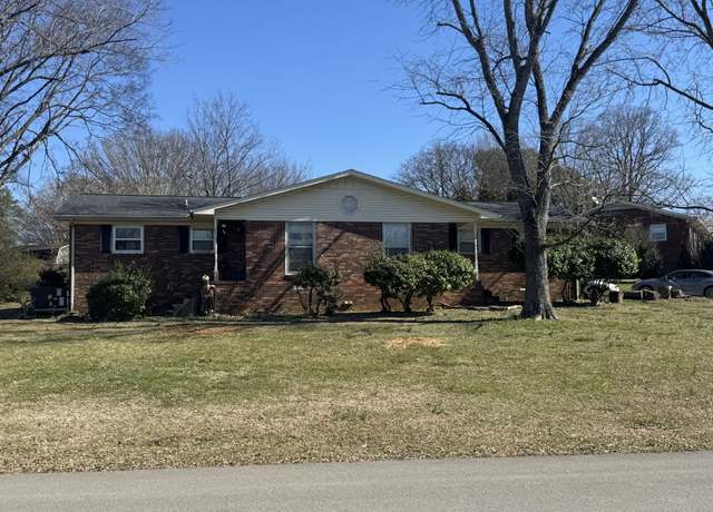 Property at 407 Winfrey Dr, Murfreesboro, TN 37130, 4 beds, 2 baths
