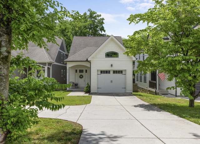 Property at 513 Westboro Dr, Nashville, TN 37209, 3 beds, 2.5 baths