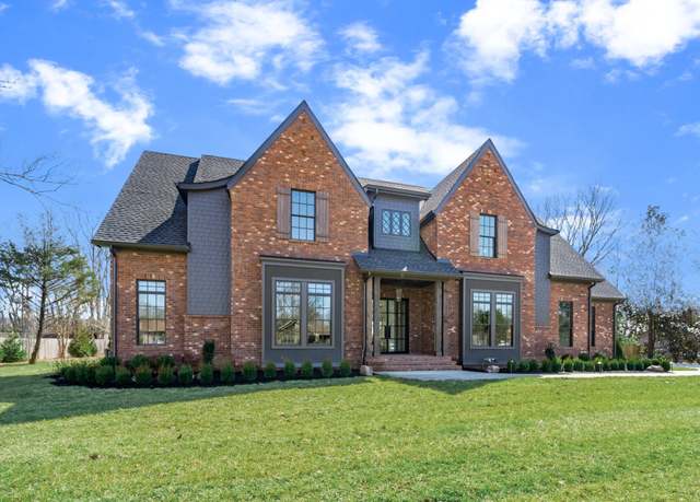 Property at 520 Mansion Dr, Brentwood, TN 37027, 6 beds, 7 baths