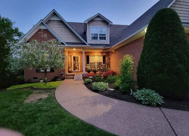 Property at 1429 Charleston Ln, Columbia, TN 38401, 3 beds, 2.5 baths