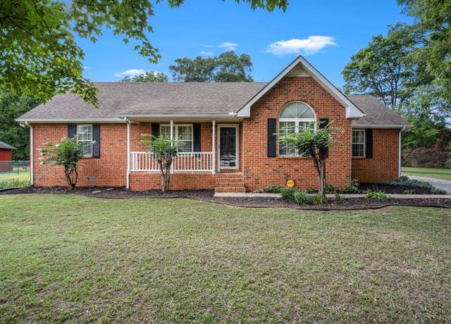 Property at 3732 Nicklaus Way, Murfreesboro, TN 37128, 3 beds, 2 baths