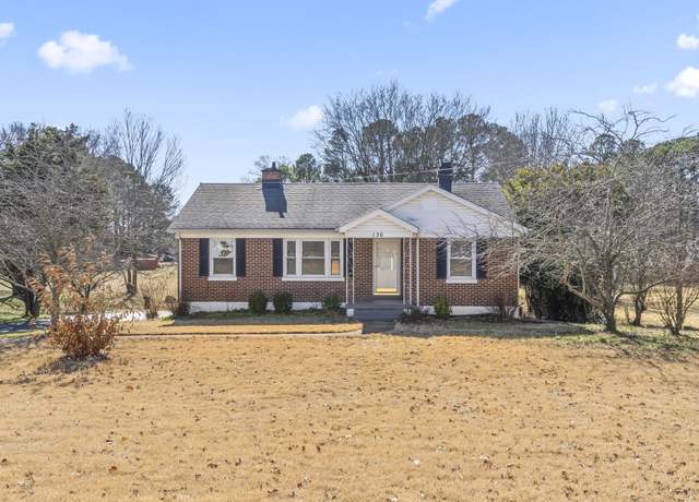 Property at 136 N Laurel Cir, Columbia, TN 38401, 2 beds, 1 bath