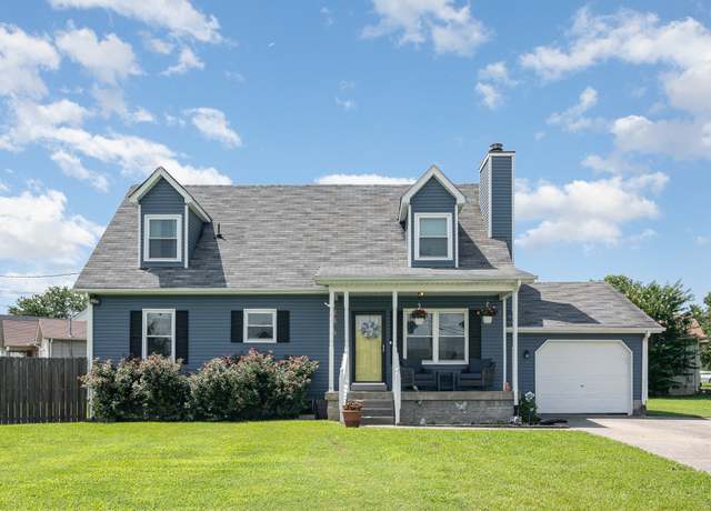 Property at 1801 Hickory Lawn Ct, Antioch, TN 37013, 4 beds, 2.5 baths