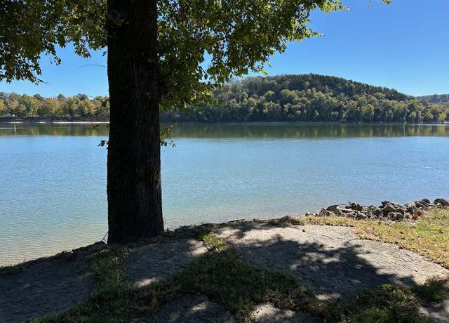 Property at 7525 Mount Carmel Rd, Decaturville, TN 38329