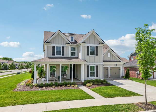 Property at 570 Snap Dragon Ln, Hendersonville, TN 37075, 5 beds, 3.5 baths