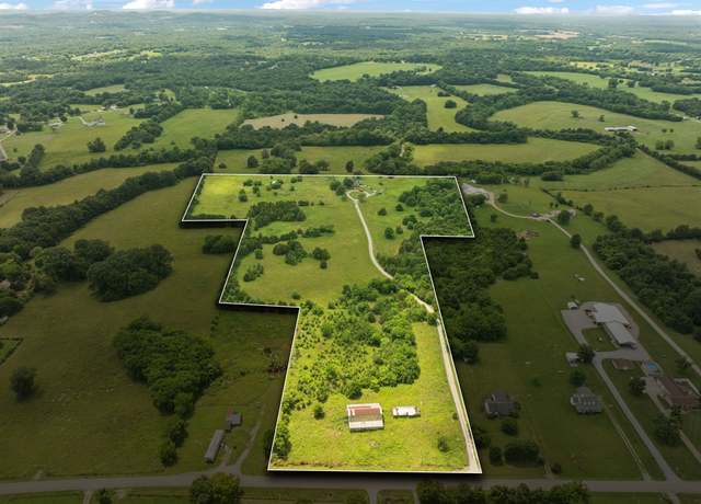 Property at 1830 Bethbirei Rd, Lewisburg, TN 37091, 3 beds, 3.5 baths