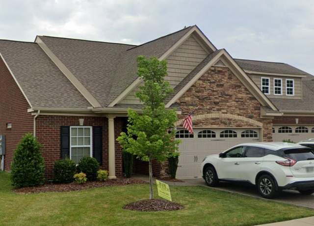 Property at 445 Stonegate Dr, Lebanon, TN 37090, 2 beds, 3 baths