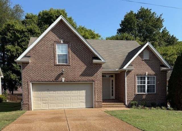 Property at 1060 Golf View Way, Spring Hill, TN 37174, 3 beds, 2 baths