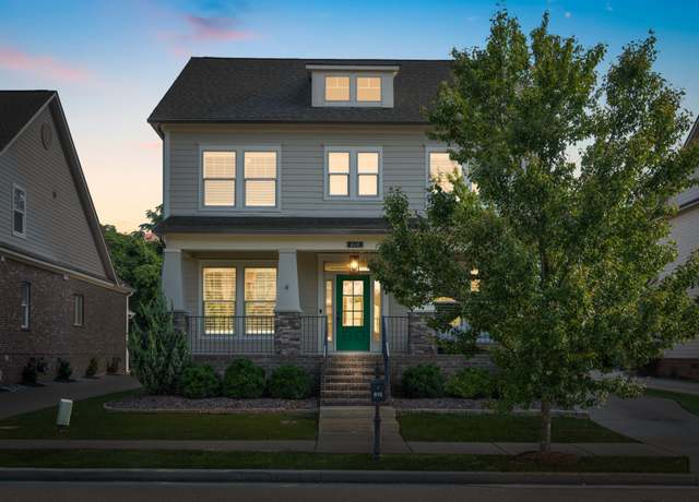 Property at 812 Charming Ct, Franklin, TN 37064, 3 beds, 2.5 baths