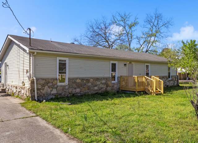 Property at 600 Lincoln Dr, Gallatin, TN 37066, 3 beds, 2 baths