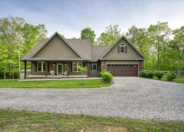 Property at 1806 Chinkapin Trl, Monterey, TN 38574, 3 beds, 2 baths