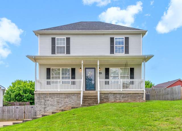 Property at 1102 Gunpoint Dr, Clarksville, TN 37042, 4 beds, 2 baths