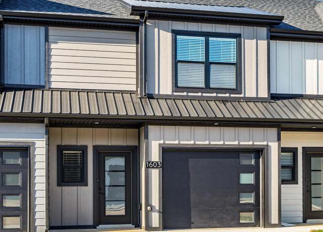 Property at 1603 Jonathan Wade Cir, Clarksville, TN 37043, 2 beds, 2.5 baths