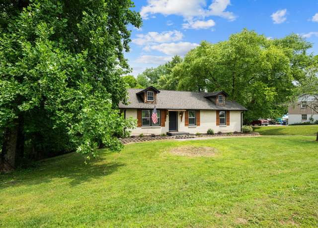 Property at 109 Hazelwood Dr, Hendersonville, TN 37075, 4 beds, 3 baths