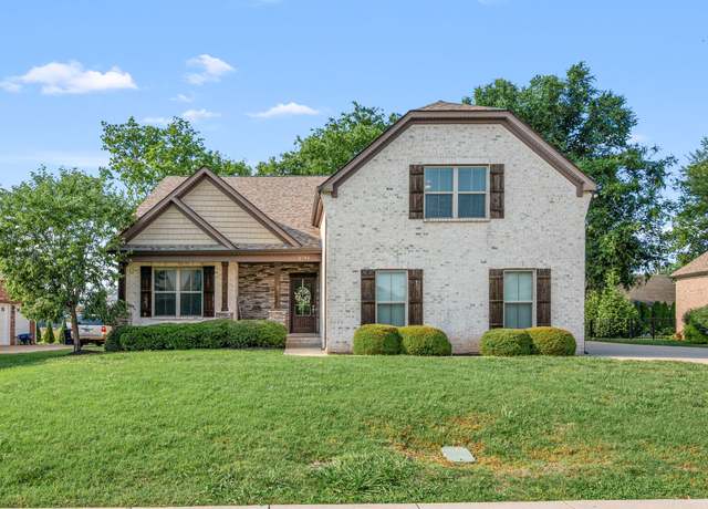 Property at 2743 Crowne Pointe Dr, Murfreesboro, TN 37130, 5 beds, 3 baths