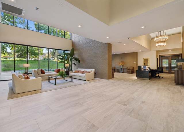 Property at 3901 West End Ave #305, Nashville, TN 37205, 2 beds, 2.5 baths