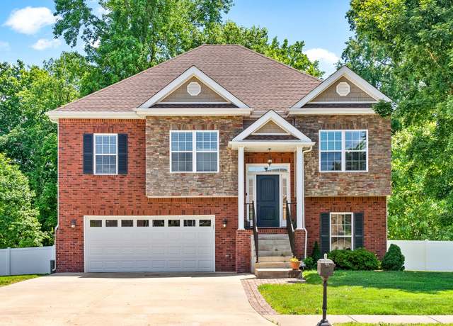 Property at 258 Bellshire Dr, Clarksville, TN 37043, 4 beds, 3 baths