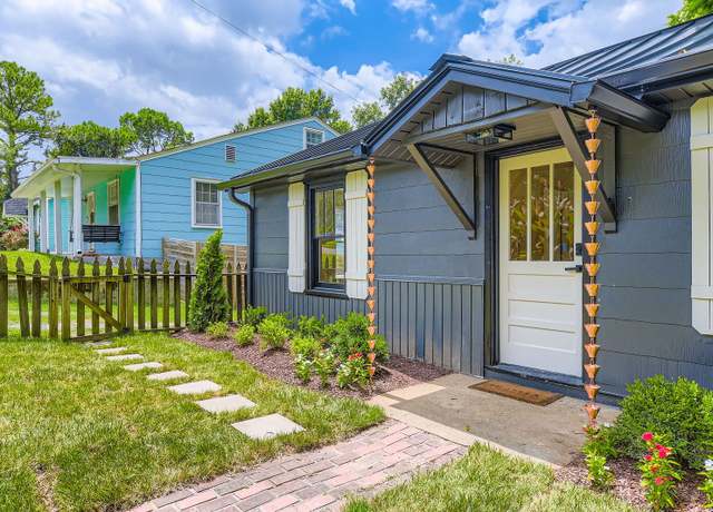 Property at 2203 Burbank Ave, Nashville, TN 37210, 2 beds, 1 bath
