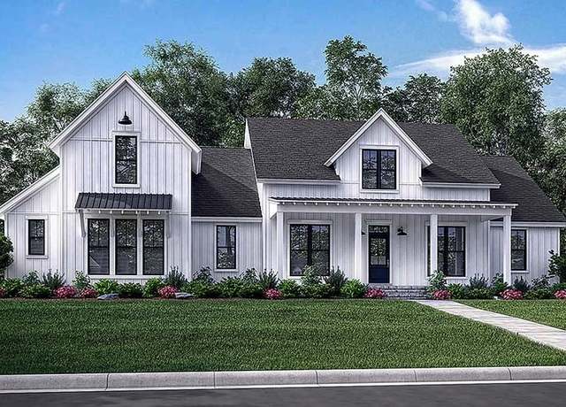 Property at 2660 Jarrell Ridge Rd, Clarksville, TN 37043, 4 beds, 3.5 baths