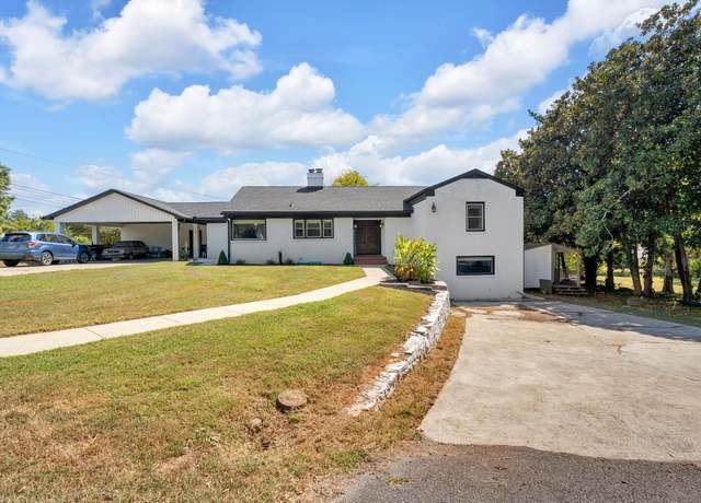 Property at 318 Meadow Dr, Shelbyville, TN 37160, 3 beds, 3 baths