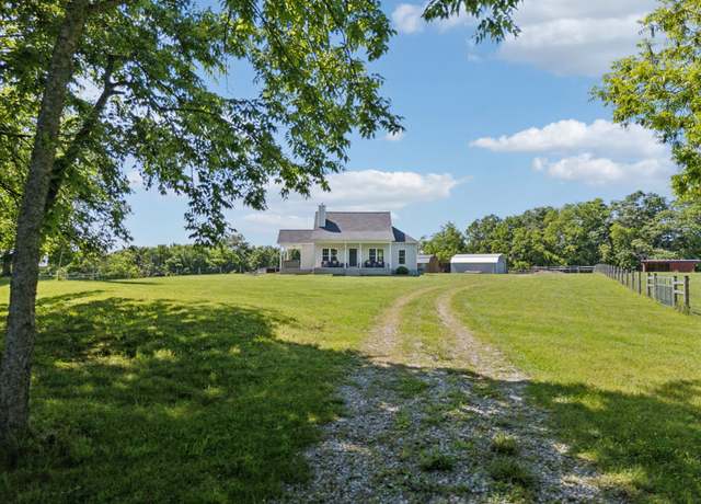 Property at 53 Bevelheimer Ln, Elmwood, TN 38560, 3 beds, 2 baths