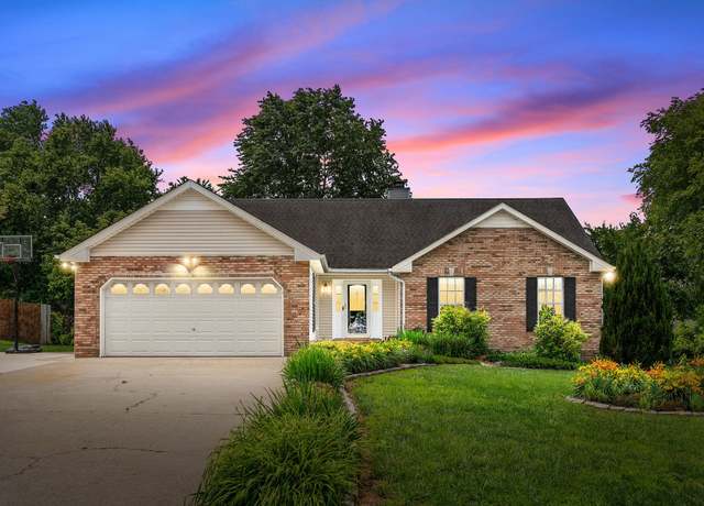 Property at 3400 N Henderson Way, Clarksville, TN 37042, 3 beds, 2 baths
