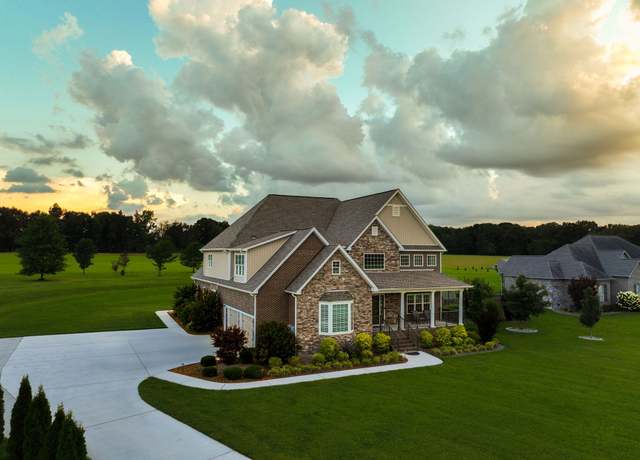 Property at 251 Old Shelbyville Hwy, Tullahoma, TN 37388, 4 beds, 3.5 baths