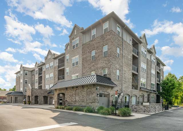 Property at 141 Saundersville Rd #1308, Hendersonville, TN 37075, 2 beds, 2.5 baths