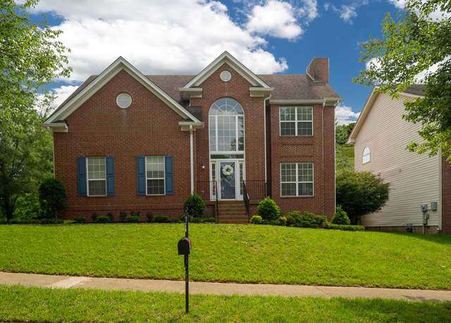 Property at 405 Parish Pl, Franklin, TN 37067, 4 beds, 2.5 baths