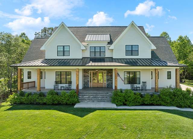 Property at 973 Hall Cemetery Rd, Burns, TN 37029, 4 beds, 3.5 baths