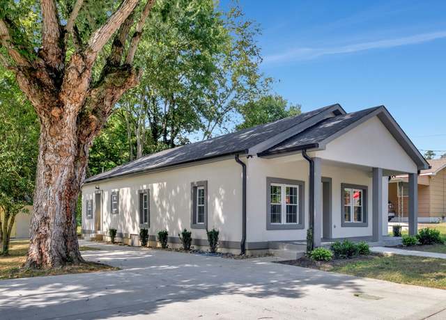 Property at 303 Cross Ave, Mount Pleasant, TN 38474, 3 beds, 2 baths