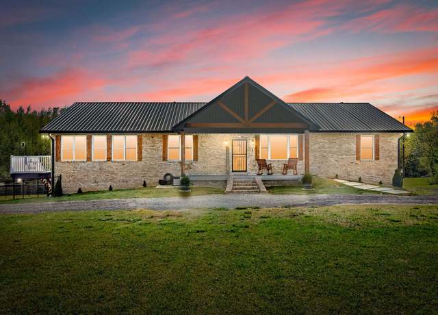 Property at 779 Iron Workers Rd W, Clarksville, TN 37043, 5 beds, 3.5 baths