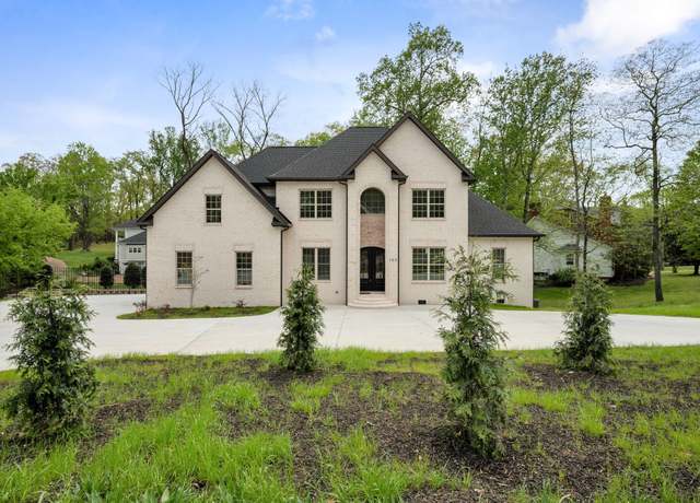 Property at 109 Oak Hill Dr, Smyrna, TN 37167, 5 beds, 3.5 baths