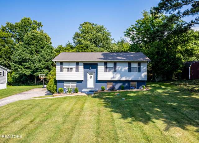 Property at 1712 Maplecrest Dr, Louisville, TN 37777, 3 beds, 2 baths