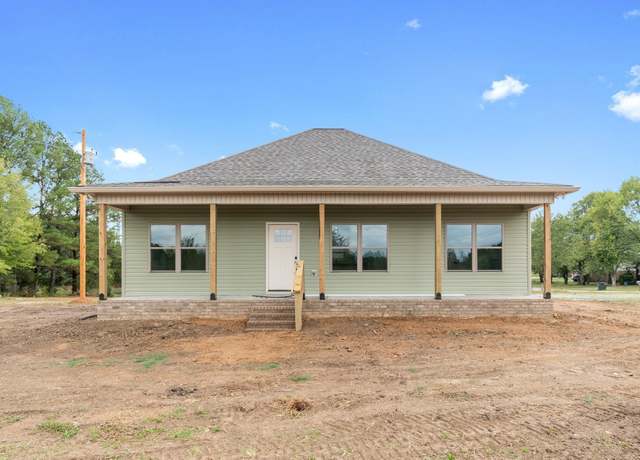 Property at 103 Totty Dr, Hohenwald, TN 38462, 3 beds, 2 baths