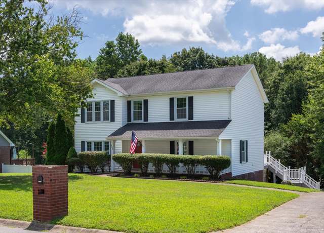 Property at 526 Christel Springs Dr, Clarksville, TN 37043, 3 beds, 2.5 baths