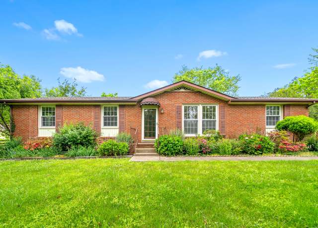 Property at 2037 Ogburn Chapel Rd, Clarksville, TN 37042, 4 beds, 2 baths