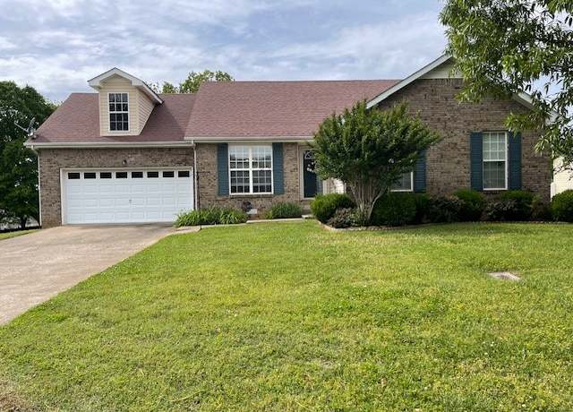 Property at 714 Ontario Ln, Clarksville, TN 37043, 3 beds, 2 baths