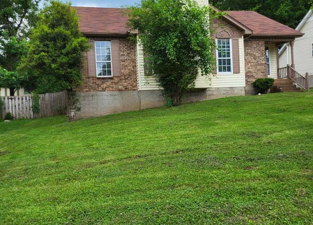 Property at 1524 Market Sq, Hermitage, TN 37076, 3 beds, 2 baths