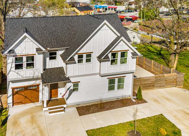 Property at 463B Radnor St, Nashville, TN 37211, 3 beds, 2.5 baths