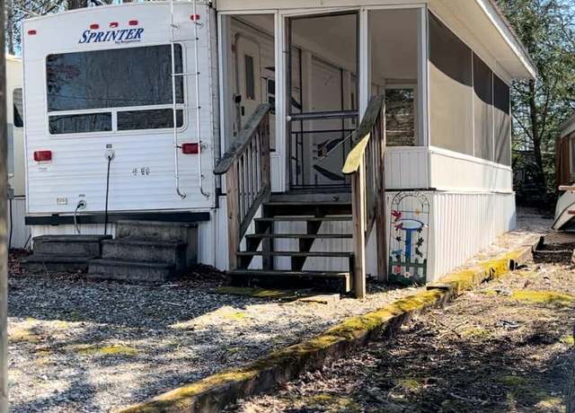 Property at 69 Hollow Log Trl, Crossville, TN 38572, 1 bed, 1 bath