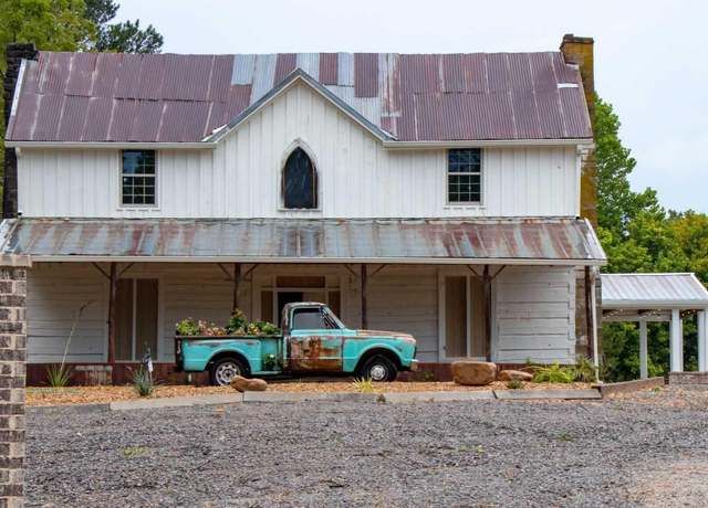 Property at 205 Us 11, Rising Fawn, GA 30738, 6 beds, 4 baths