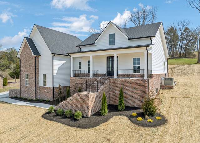 Property at 545 Bridle Path Ln, Hartsville, TN 37074, 3 beds, 3 baths