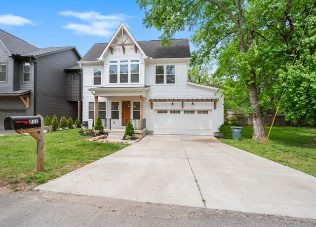 Property at 211 Rogers St, Lebanon, TN 37087, 3 beds, 2.5 baths