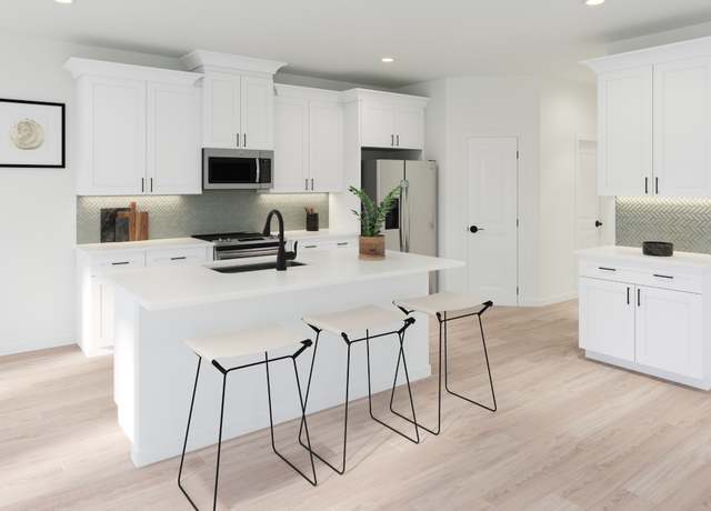 Property at 517 Canal Cir, Nashville, TN 37214, 4 beds, 3.5 baths