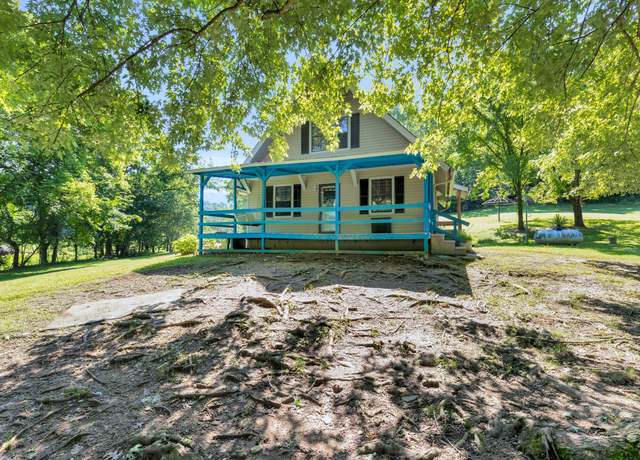 Property at 2111 Springplace Rd, Lewisburg, TN 37091, 3 beds, 2 baths