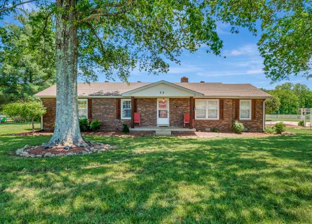 Property at 33 Edgewood Rd, Alexandria, TN 37012, 3 beds, 2 baths